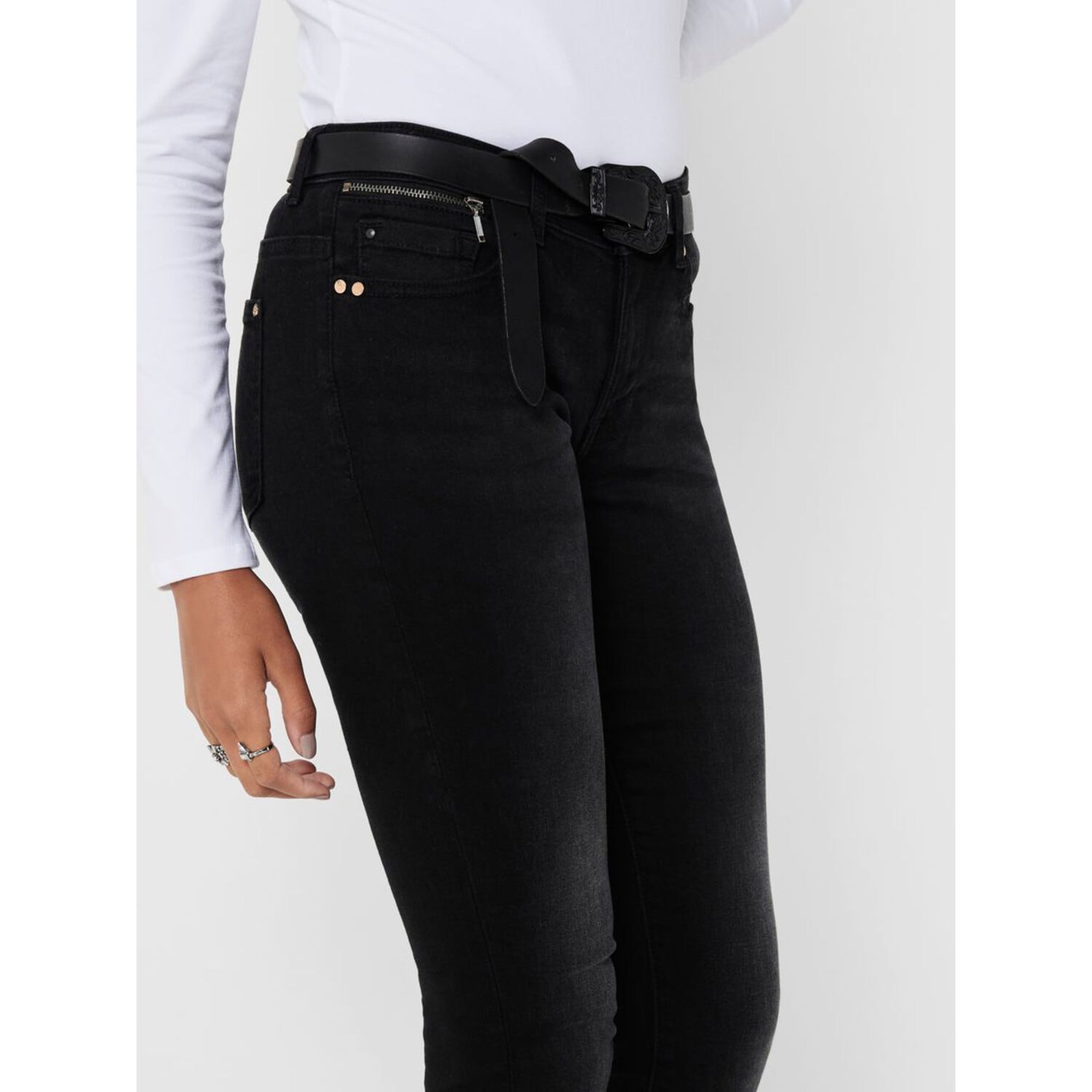 Only ONLISA4 LIFE REG ZIP SKINNY FIT JEANS Black Denim