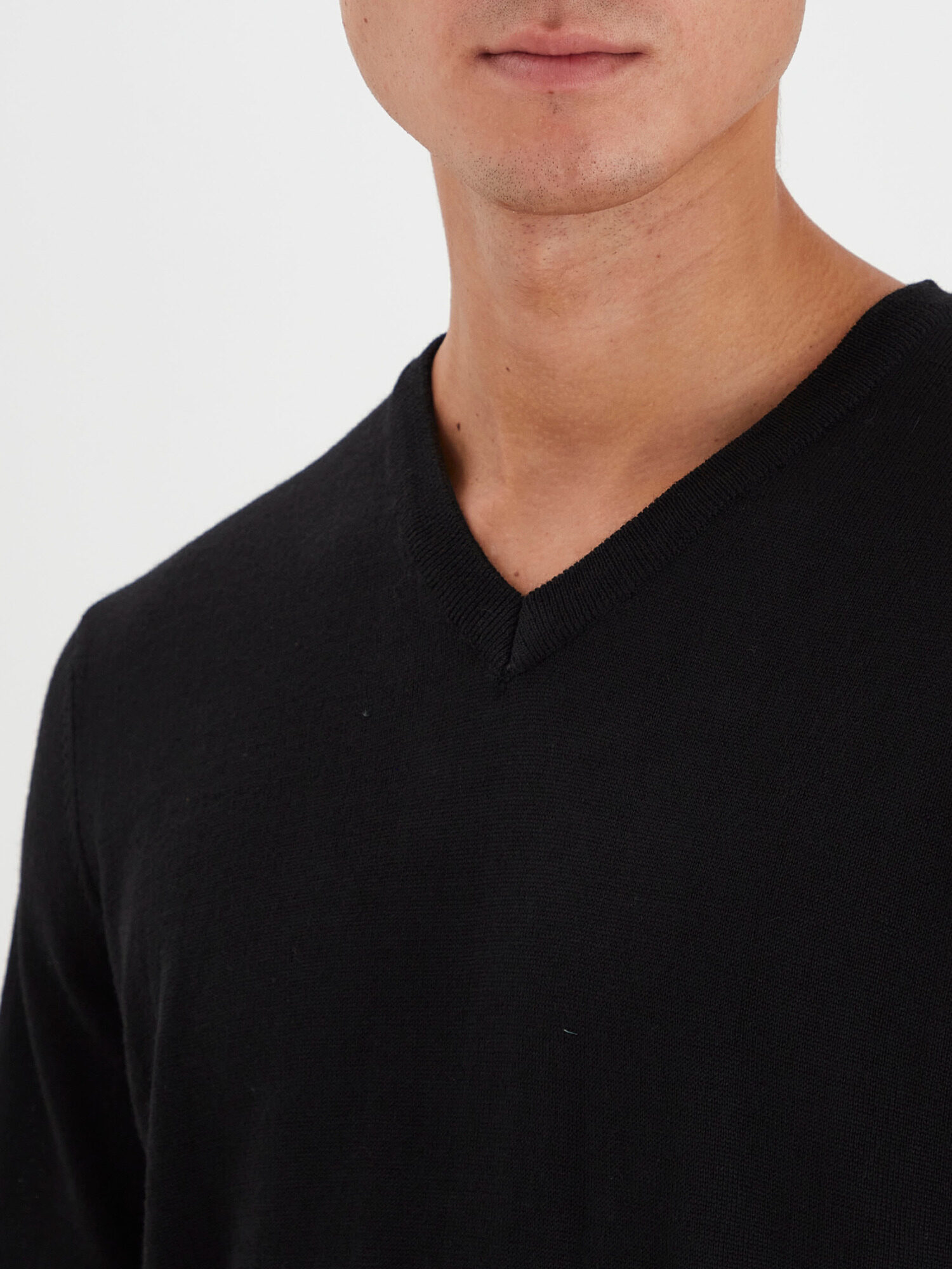Casual Friday Pullover V-neck Black