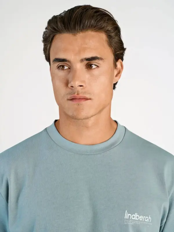 Lindbergh Brand Carrier Oversize T-shirt DK AQUA