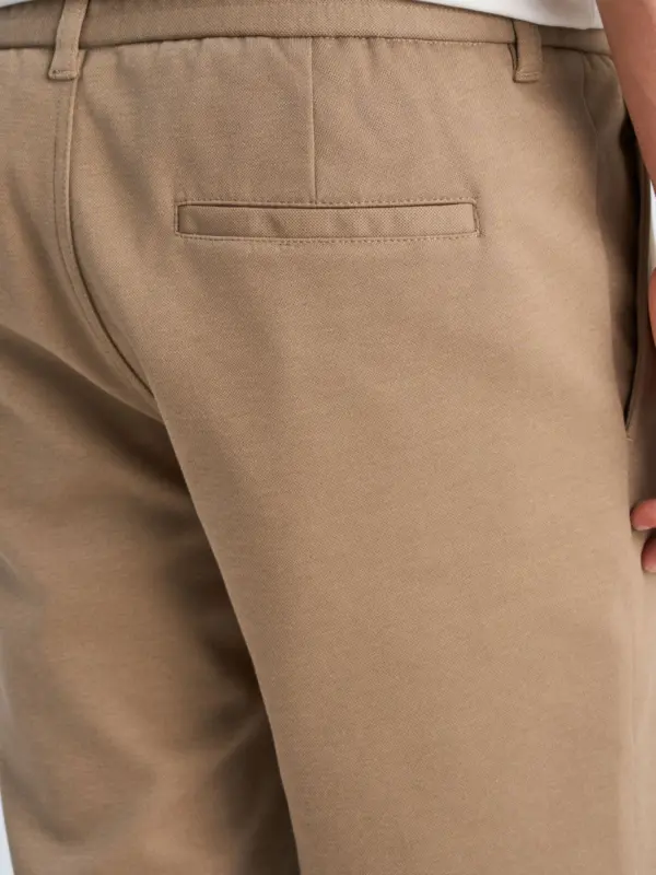 Lindbergh Superflex Elastic Waist Shorts SAND MIX