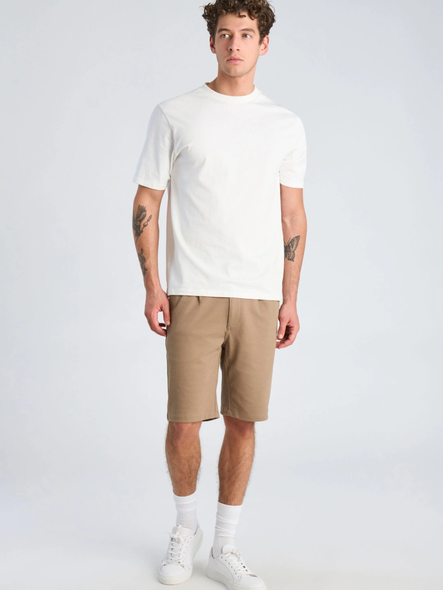 Lindbergh Superflex Elastic Waist Shorts SAND MIX