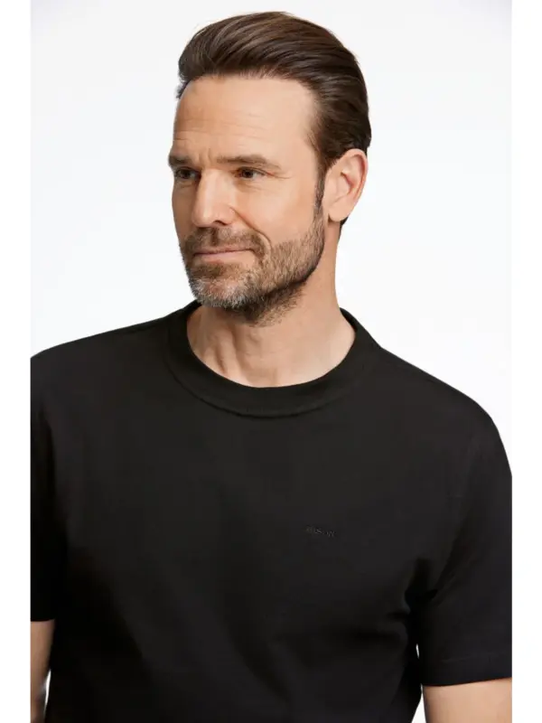 Bison O-neck Tee Black
