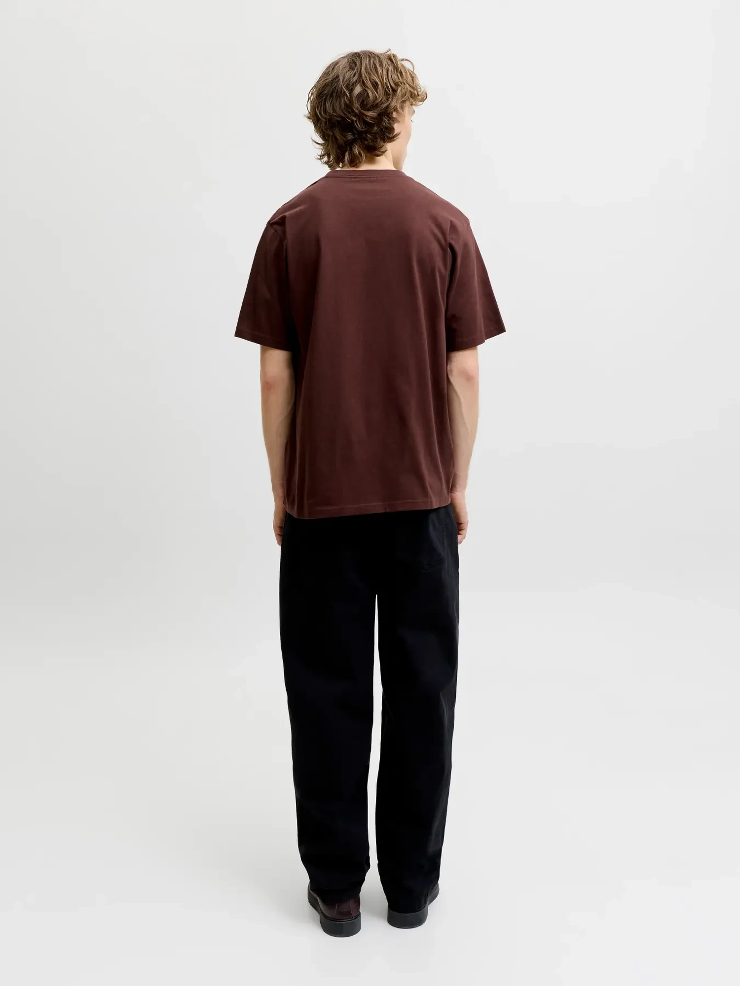 Jack & Jones JJESOHO TEE SS CREW NECK NOOS T-Shirt Bitter Chocolate